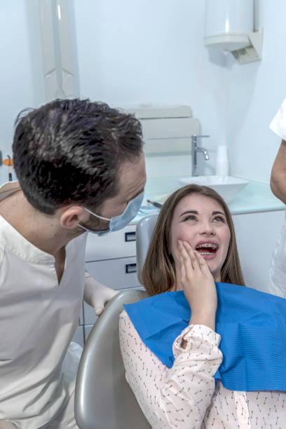 Best Emergency Dental Care for Broken or Chipped Teeth in La Crosse, KS